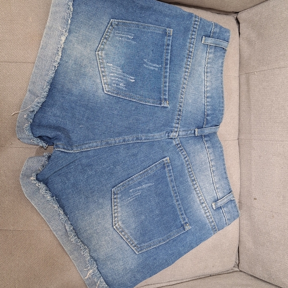 Shein size Large shorts - Picture 2 of 2